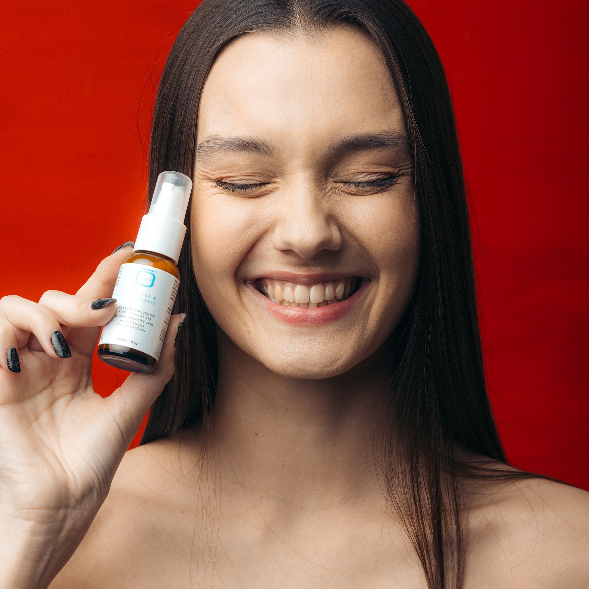 OMIC+ Té verde y suero hialurónico - 30ml / 1 Fl Oz