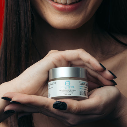 Omic + Crema per il miglioramento del viso all'acido ialuronico - 50 ml / 1,7 fl oz