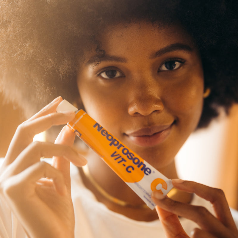 Crème éclaircissante Neoprosone à la vitamine C - 50g / 1.75 Fl Oz