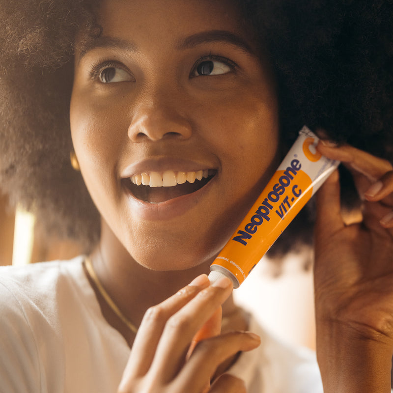 Crème éclaircissante Neoprosone à la vitamine C - 50g / 1.75 Fl Oz